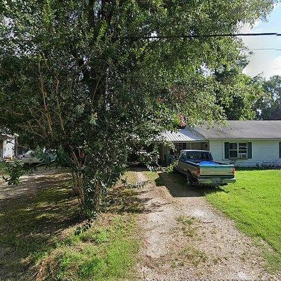 507 E Crockett St, De Kalb, TX 75559