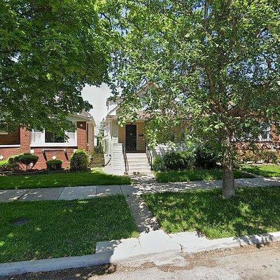 5116 W Waveland Ave, Chicago, IL 60641