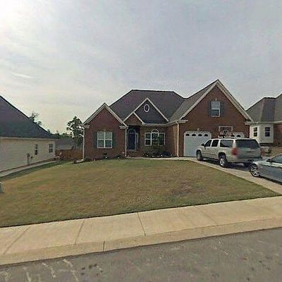 514 Kailors Cove Cir, Ringgold, GA 30736