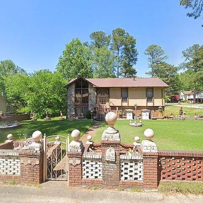 416 W Smithfield Dr, Dolomite, AL 35061