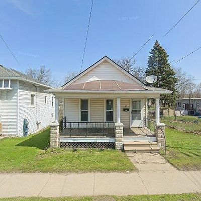 419 Corunna Ave, Owosso, MI 48867