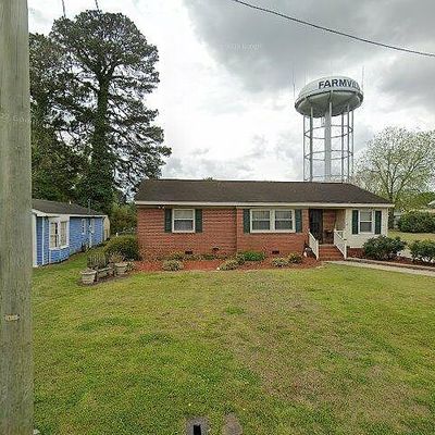 4227 E Pine St, Farmville, NC 27828