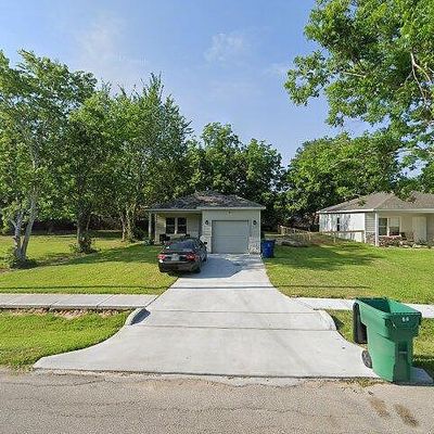 428 Rice St, Angleton, TX 77515