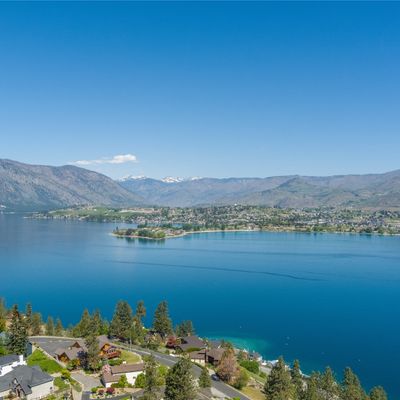 4340 Sunnybank Dr, Chelan, WA 98816