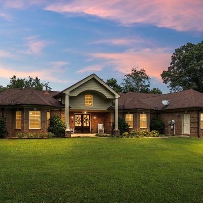 4392 Sunset Rd, Nesbit, MS 38651