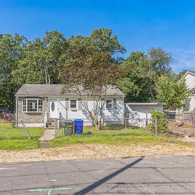 44 Bruce St, Springfield, MA 01119