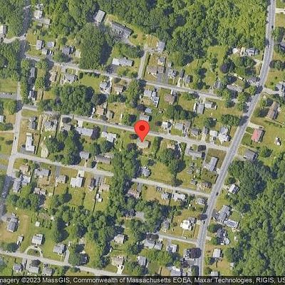 44 Rangeley St, Swansea, MA 02777