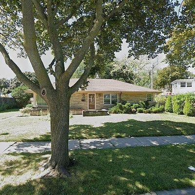 4465 N Houston Ave, Milwaukee, WI 53218