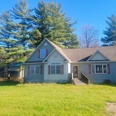 45226 Taylor Rd, Alexandria Bay, NY 13607