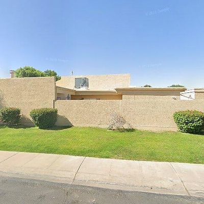 5724 W Winchcomb Dr, Glendale, AZ 85306