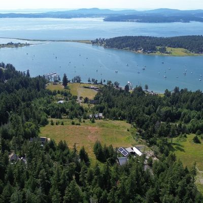 583 Rum Runner Rd, Lopez Island, WA 98261