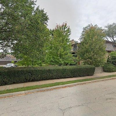 600 W Russell St #303, Barrington, IL 60010