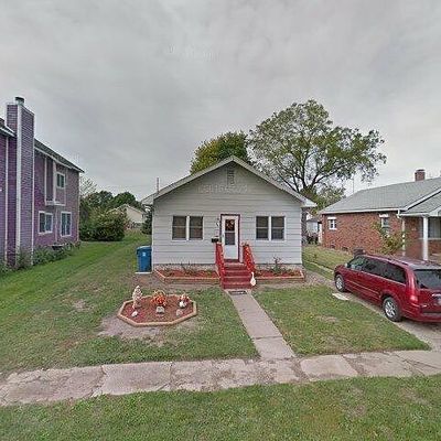 602 Adams St, Gillespie, IL 62033