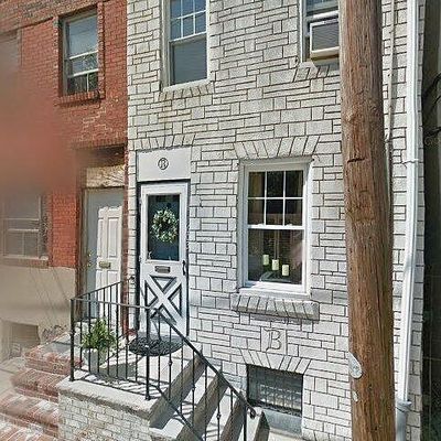 605 Earp St, Philadelphia, PA 19147