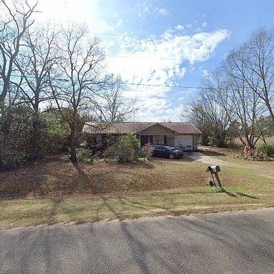 613 Jo Stewart Rd, Norman Park, GA 31771