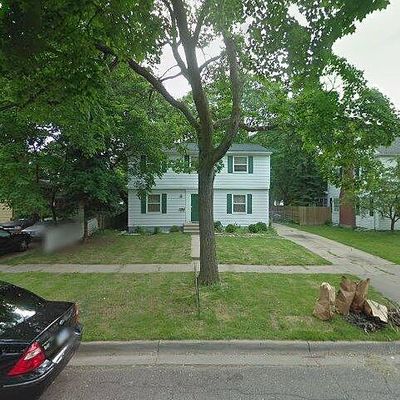 616 Bartlett St, Lansing, MI 48915