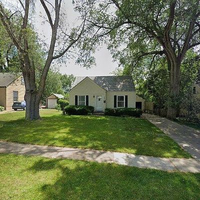 625 10 Th St, West Des Moines, IA 50265