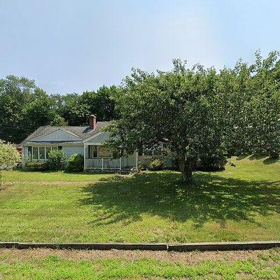 628 County Rd, Barrington, RI 02806