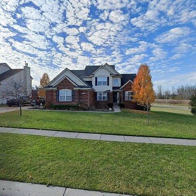 6317 Lismore Cir, Grand Blanc, MI 48439