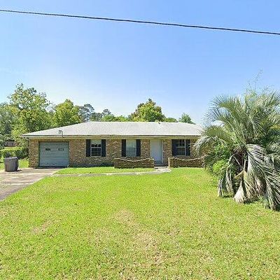 6421 Antietam Dr, Pensacola, FL 32503