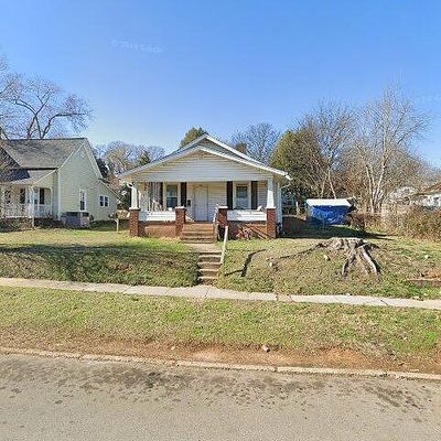 519 W 1 St Ave, Lenoir City, TN 37771