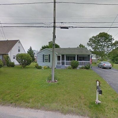 52 Margin St, Westerly, RI 02891