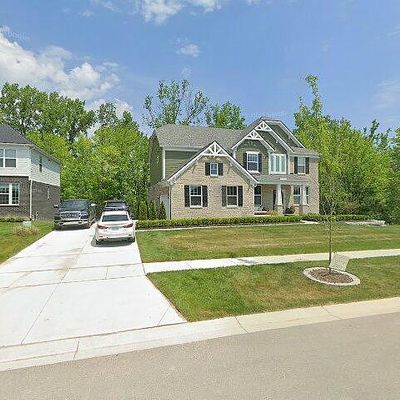 52004 Barnstaple Dr, Northville, MI 48167