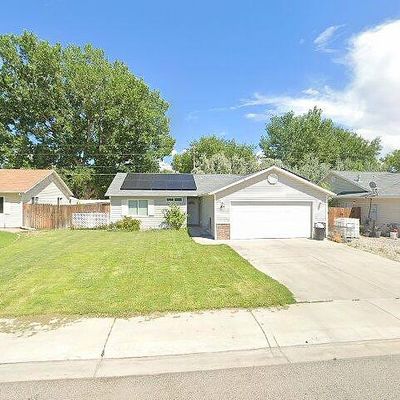 524 Autumn Breeze Dr, Clifton, CO 81520