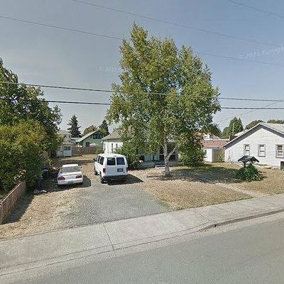 53 S 3 Rd St, Creswell, OR 97426