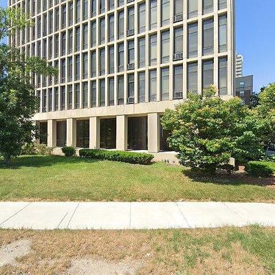 5300 S South Shore Dr 112, Chicago, IL 60615