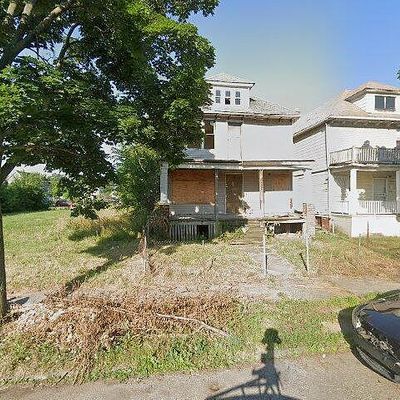 5453 Holcomb St, Detroit, MI 48213