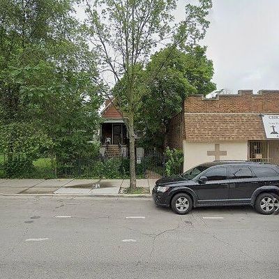 5464 W Division St, Chicago, IL 60651