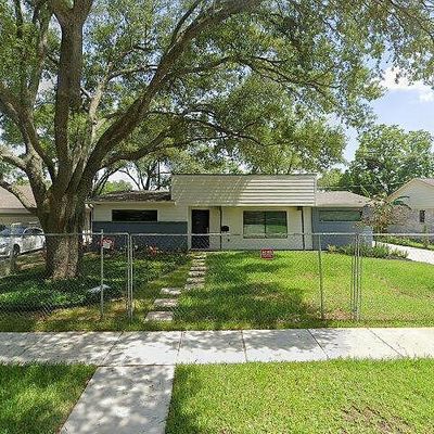 5627 Cerritos Dr, Houston, TX 77035