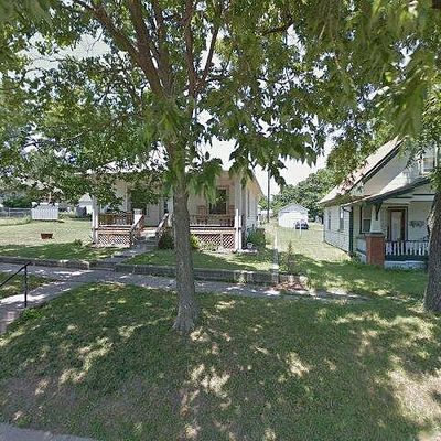 719 Frederick St, Clay Center, KS 67432