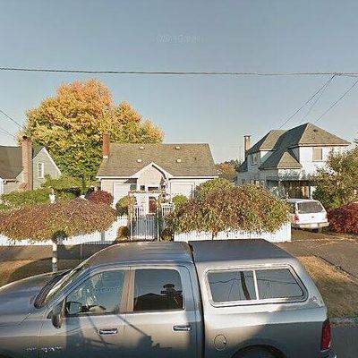 720 6 Th St, Hoquiam, WA 98550