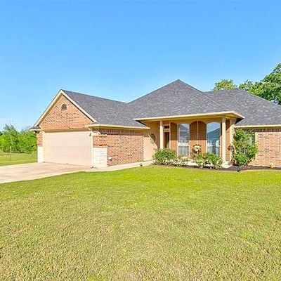 7204 Hackberry Ct, Granbury, TX 76048