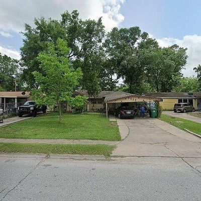 7212 Parker Rd, Houston, TX 77016