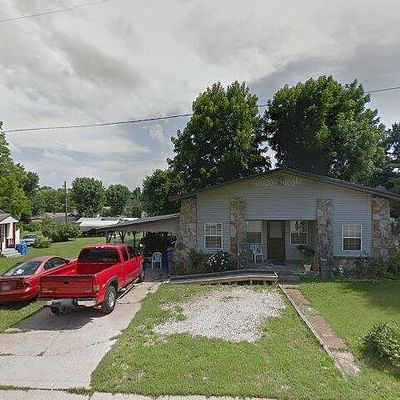 724 W Holt Ave, Harrison, AR 72601