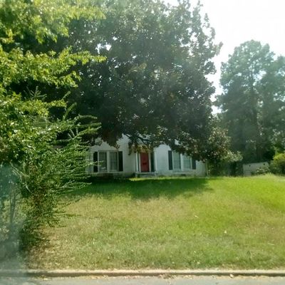 733 Graham St, Camden, AR 71701