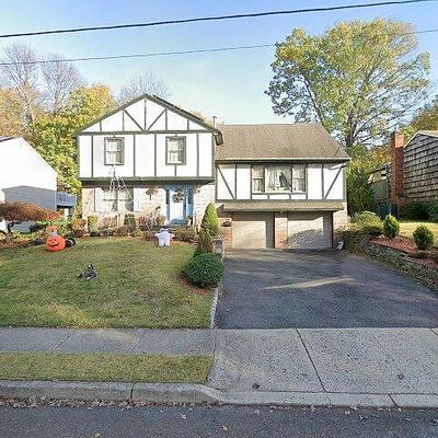 736 8 Th Ave, River Edge, NJ 07661