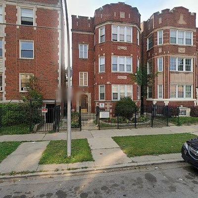 7608 S Phillips Ave Apt 2 N, Chicago, IL 60649