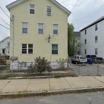 78 Richmond St, Fall River, MA 02721