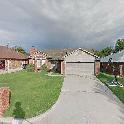 7917 Wilshire Ridge Dr, Oklahoma City, OK 73132