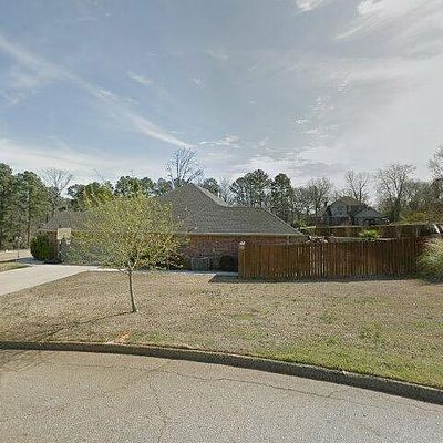 801 Briar Cove Ln, Gladewater, TX 75647