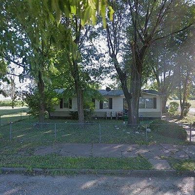 802 Summit Ave, East Saint Louis, IL 62201