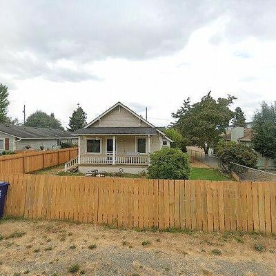 8034 S Thompson Ave, Tacoma, WA 98408