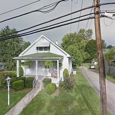 812 Ash St, Irwin, PA 15642