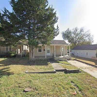 813 Kiowa St, Leavenworth, KS 66048