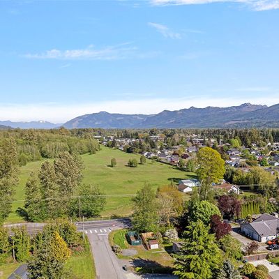 813 Lucas Dr, Sedro Woolley, WA 98284