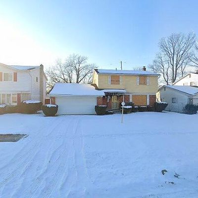 6609 Colonial Dr, Flint, MI 48505